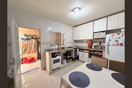 Casa à venda com 199m², 4 quartos e 3 vagasCozinha