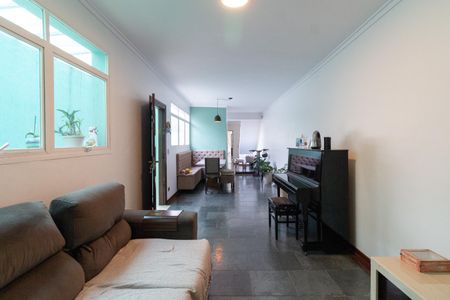 Sala de casa à venda com 3 quartos, 170m² em Vila Indiana, São Paulo