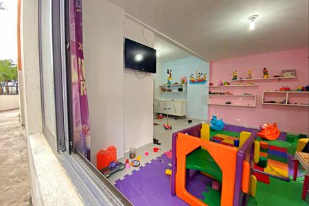 Apartamento à venda com 74m², 2 quartos e 1 vaga Apartamento à venda com 74m², 2 quartos e 1 vagaBrinquedoteca