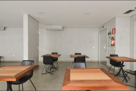 Apartamento à venda com 57m², 2 quartos e 2 vagasÁrea comum - Salão de festas