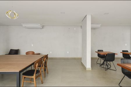 Apartamento à venda com 57m², 2 quartos e 2 vagasÁrea comum - Salão de festas