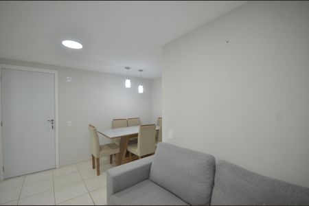 Sala de apartamento para alugar com 2 quartos, 50m² em Guadalupe, Rio de Janeiro