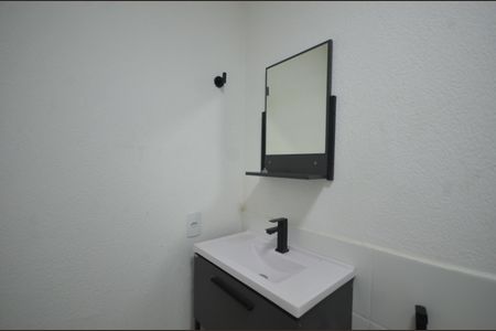 Apartamento para alugar com 50m², 2 quartos e sem vagaBanheiro