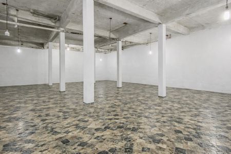 Casa à venda com 600m², 3 quartos e 8 vagasGaragem 
