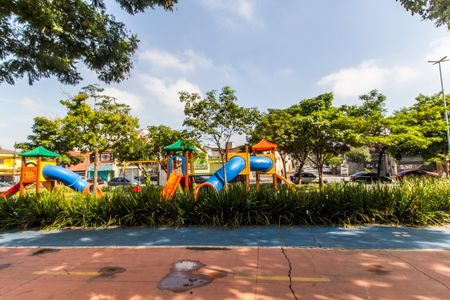 Apartamento à venda com 86m², 2 quartos e 2 vagas Apartamento à venda com 86m², 2 quartos e 2 vagasVista da Rua