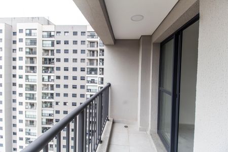 Apartamento à venda com 86m², 2 quartos e 2 vagas Apartamento à venda com 86m², 2 quartos e 2 vagasVaranda