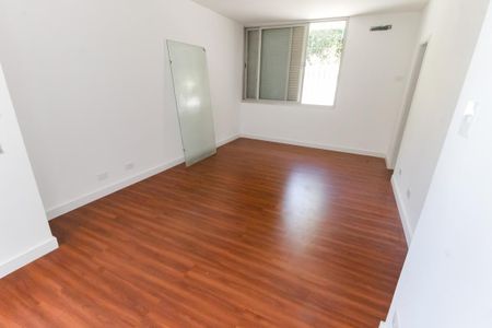 Casa para alugar com 430m², 4 quartos e 4 vagas Casa para alugar com 430m², 4 quartos e 4 vagasSuíte 2