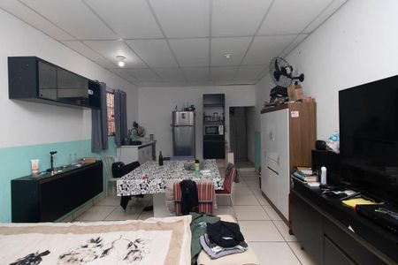 Casa à venda com 100m², 2 quartos e 1 vaga Casa à venda com 100m², 2 quartos e 1 vagaSala/Quarto