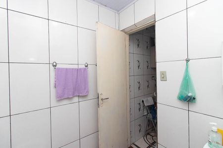 Casa à venda com 100m², 2 quartos e 1 vaga Casa à venda com 100m², 2 quartos e 1 vagaBanheiro 1