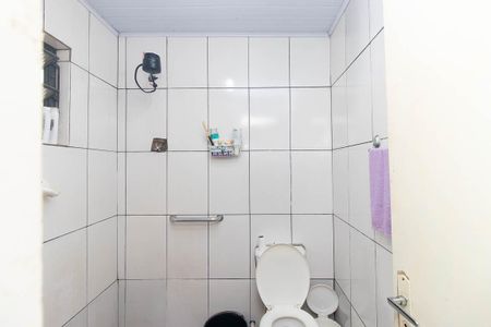 Casa à venda com 100m², 2 quartos e 1 vaga Casa à venda com 100m², 2 quartos e 1 vagaBanheiro 1