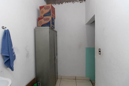 Casa à venda com 100m², 2 quartos e 1 vaga Casa à venda com 100m², 2 quartos e 1 vagaBanheiro 2