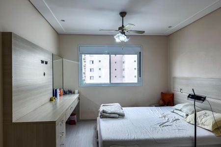 Apartamento à venda com 134m², 3 quartos e 2 vagasSuíte