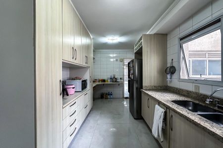 Apartamento à venda com 134m², 3 quartos e 2 vagasCozinha