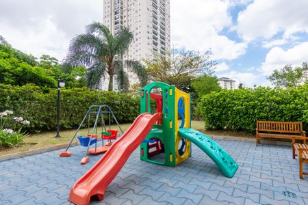 Apartamento para alugar com 83m², 2 quartos e 2 vagasÁrea comum - Playground