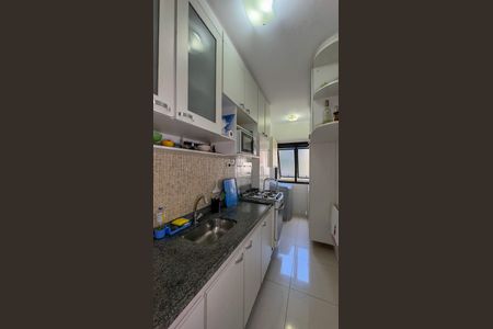 Apartamento à venda com 60m², 2 quartos e 1 vagaCozinha e Área de Serviço