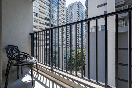 Studio - Varanda de kitnet/studio para alugar com 1 quarto, 25m² em Pinheiros, São Paulo