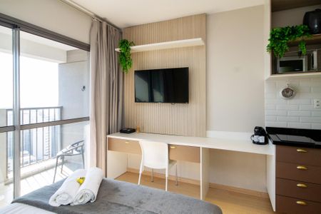 Quarto de kitnet/studio para alugar com 1 quarto, 25m² em Consolação, São Paulo