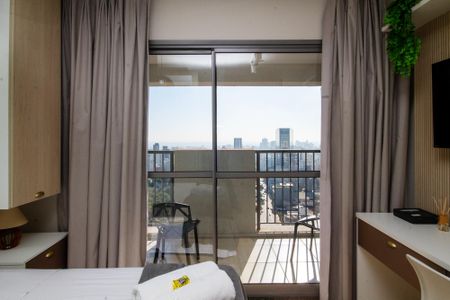 Studio para alugar com 25m², 1 quarto e sem vaga Studio para alugar com 25m², 1 quarto e sem vagaVaranda