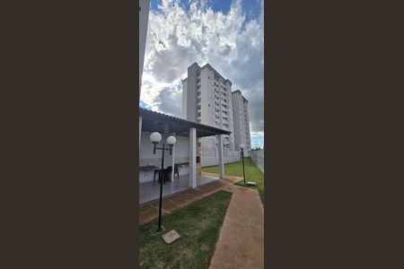 Apartamento para alugar com 60m², 2 quartos e 1 vagaFachada