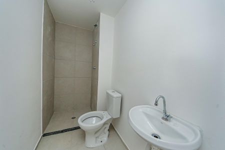 Apartamento para alugar com 34m², 2 quartos e sem vagaBanheiro