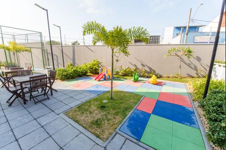 Apartamento para alugar com 72m², 2 quartos e 2 vagasÁrea comum - Playground