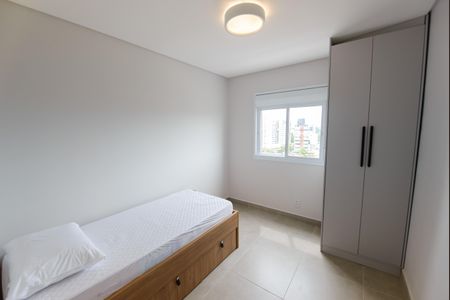 Apartamento para alugar com 72m², 2 quartos e 2 vagasQuarto