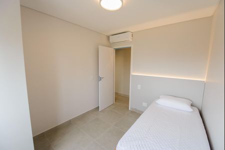 Apartamento para alugar com 72m², 2 quartos e 2 vagasQuarto
