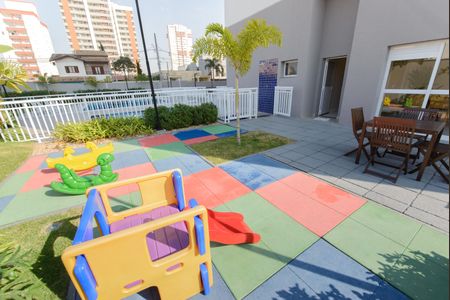 Apartamento para alugar com 72m², 2 quartos e 2 vagasÁrea comum - Playground