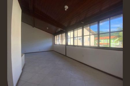 Casa à venda com 3 quartos, 195m² em Engenho do Mato, Niterói