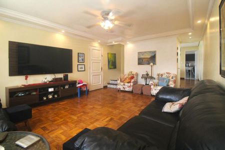 Casa à venda com 3 quartos, 130m² em Bosque da Saúde, São Paulo