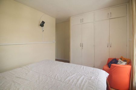 Casa à venda com 3 quartos, 130m² em Bosque da Saúde, São Paulo