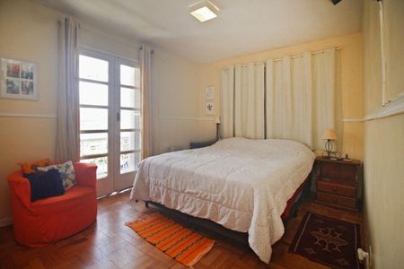 Casa à venda com 3 quartos, 130m² em Bosque da Saúde, São Paulo