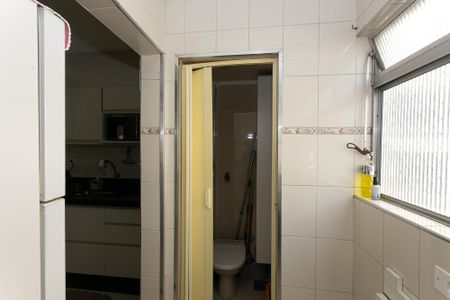 Apartamento à venda com 70m², 3 quartos e 1 vagaÁrea de Serviço