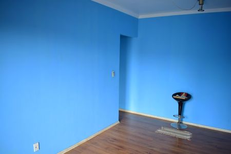 Apartamento para alugar com 70m², 2 quartos e 1 vagaSala