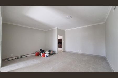 Casa para alugar com 4 quartos, 255m² em Jardim Guanabara, Campinas