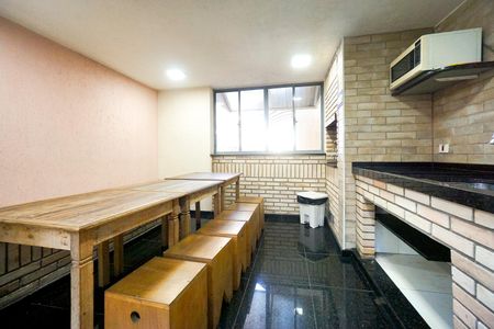 Apartamento à venda com 64m², 3 quartos e 1 vaga Apartamento à venda com 64m², 3 quartos e 1 vagaChurrasqueira