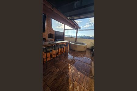 Apartamento à venda com 74m², 2 quartos e 1 vagaÁrea externa