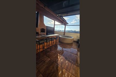 Apartamento à venda com 74m², 2 quartos e 1 vagaÁrea externa