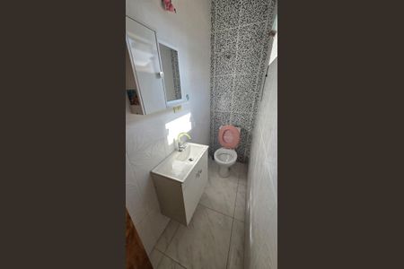 Banheiro de apartamento à venda com 2 quartos, 74m² em Vila Junqueira, Santo André