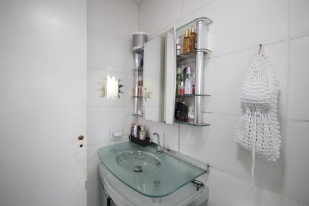 Apartamento à venda com 49m², 2 quartos e 1 vaga Apartamento à venda com 49m², 2 quartos e 1 vagaBanheiro da Suíte