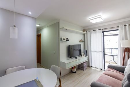 Sala  de apartamento à venda com 2 quartos, 63m² em Centro, Osasco