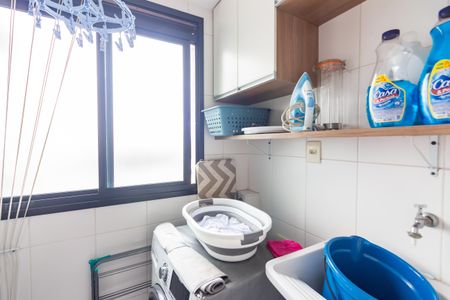 Apartamento à venda com 63m², 2 quartos e 1 vagaÁrea de Serviço 