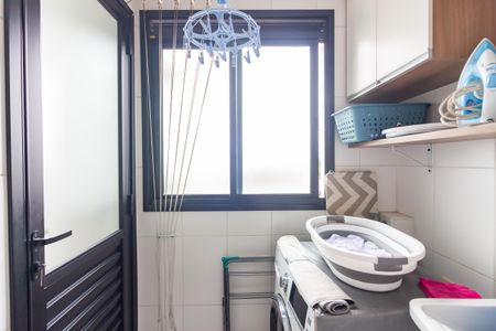 Apartamento à venda com 63m², 2 quartos e 1 vagaÁrea de Serviço 