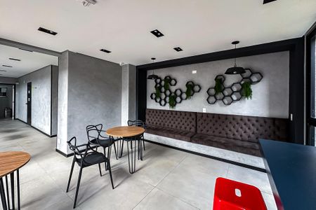 Apartamento à venda com 38m², 2 quartos e sem vagaÁrea comum