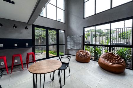 Apartamento à venda com 38m², 2 quartos e sem vagaÁrea comum