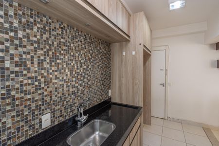 Apartamento para alugar com 71m², 2 quartos e 1 vaga Apartamento para alugar com 71m², 2 quartos e 1 vagaCozinha e Área de Serviço