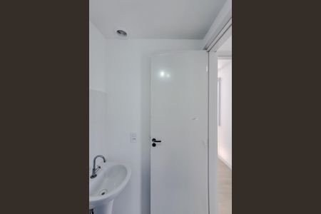 Apartamento para alugar com 37m², 2 quartos e sem vagaBanheiro