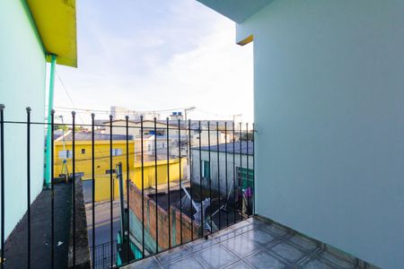 Casa para alugar com 59m², 2 quartos e 1 vagaVaranda