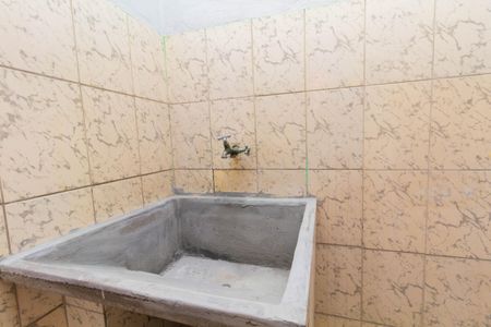 Casa para alugar com 59m², 2 quartos e 1 vagaÁrea de Serviço