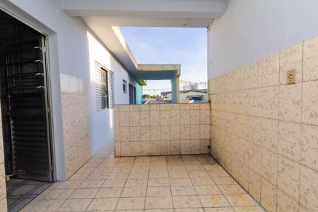 Casa para alugar com 59m², 2 quartos e 1 vagaÁrea de Serviço